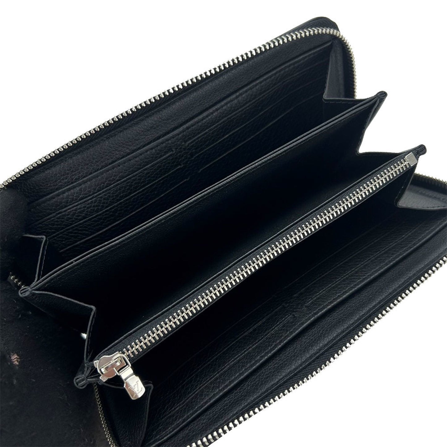Louis Vuitton Leather Wallet ()