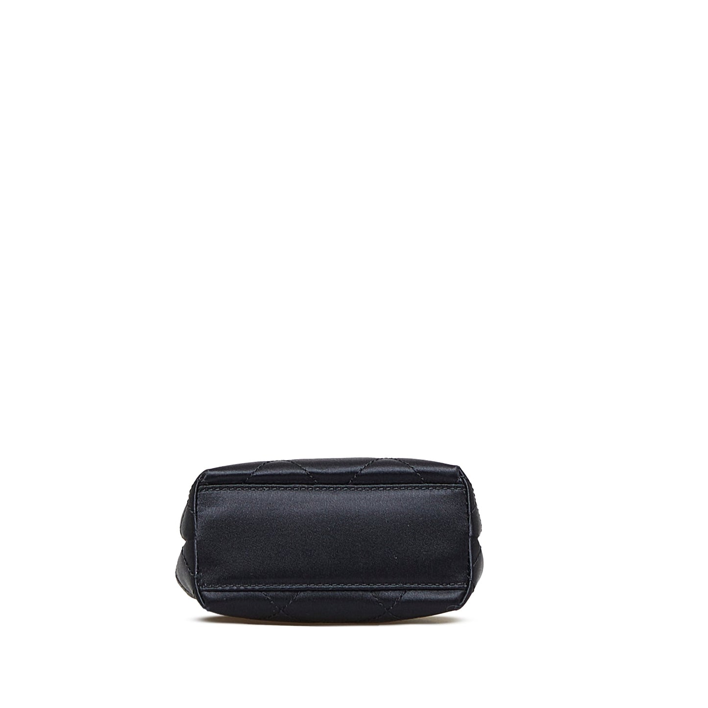 Luxury Chanel CC Matelasse Bracelet Handbag