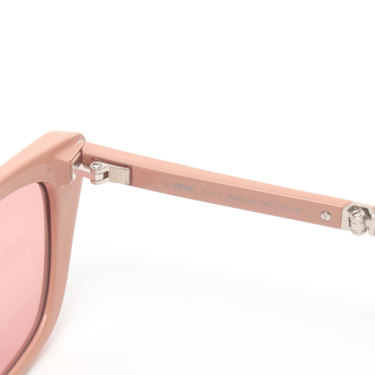 Luxury Fendi BAGUETTE Cat eye Sunglasses Pink
