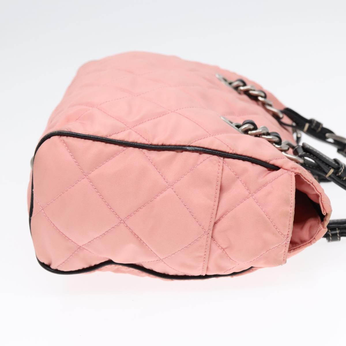Luxury Prada Quilted Chain Shoulder Bag Nylon Pink 94001