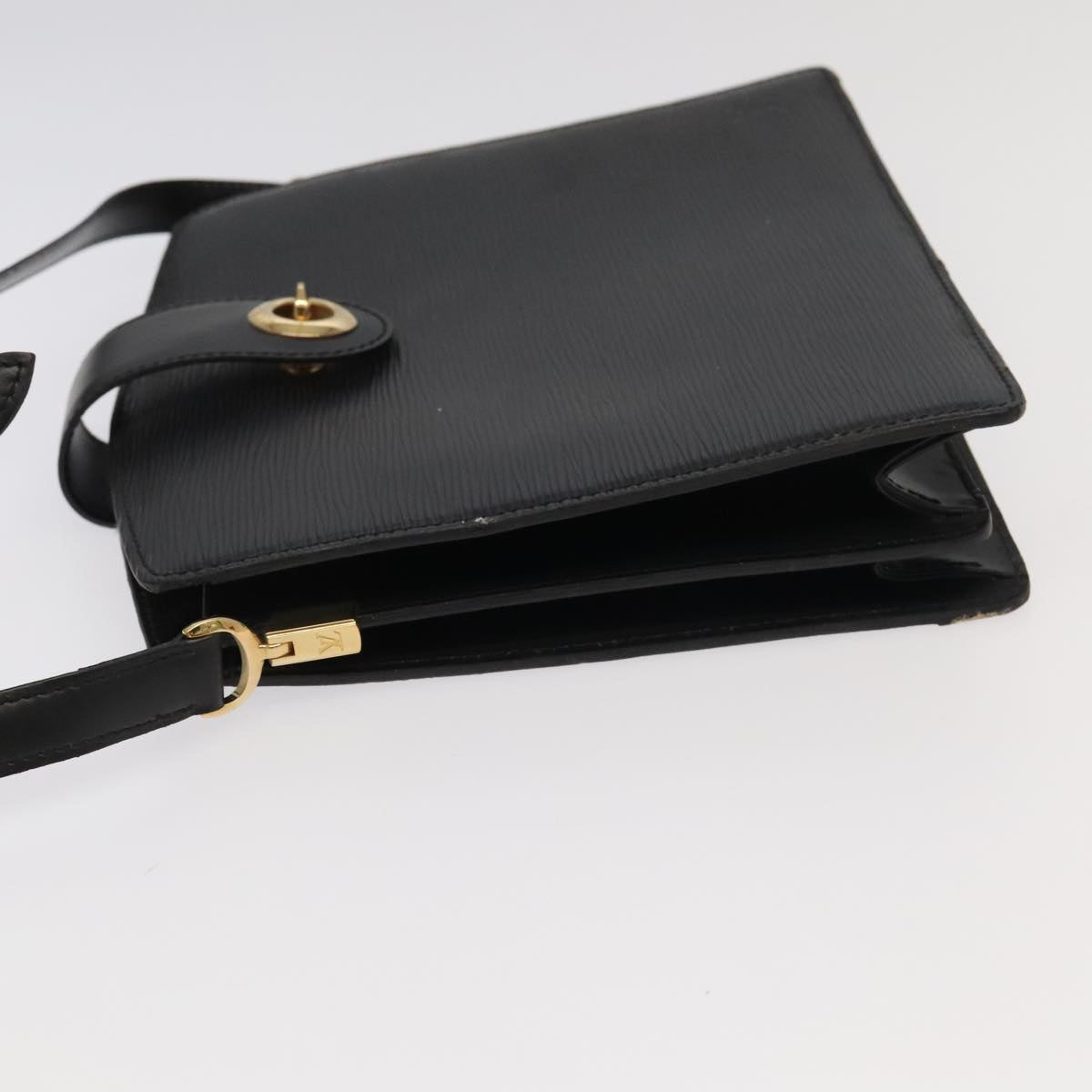 LOUIS VUITTON Epi Capuchin Shoulder Bag Black M52342 LV 94182