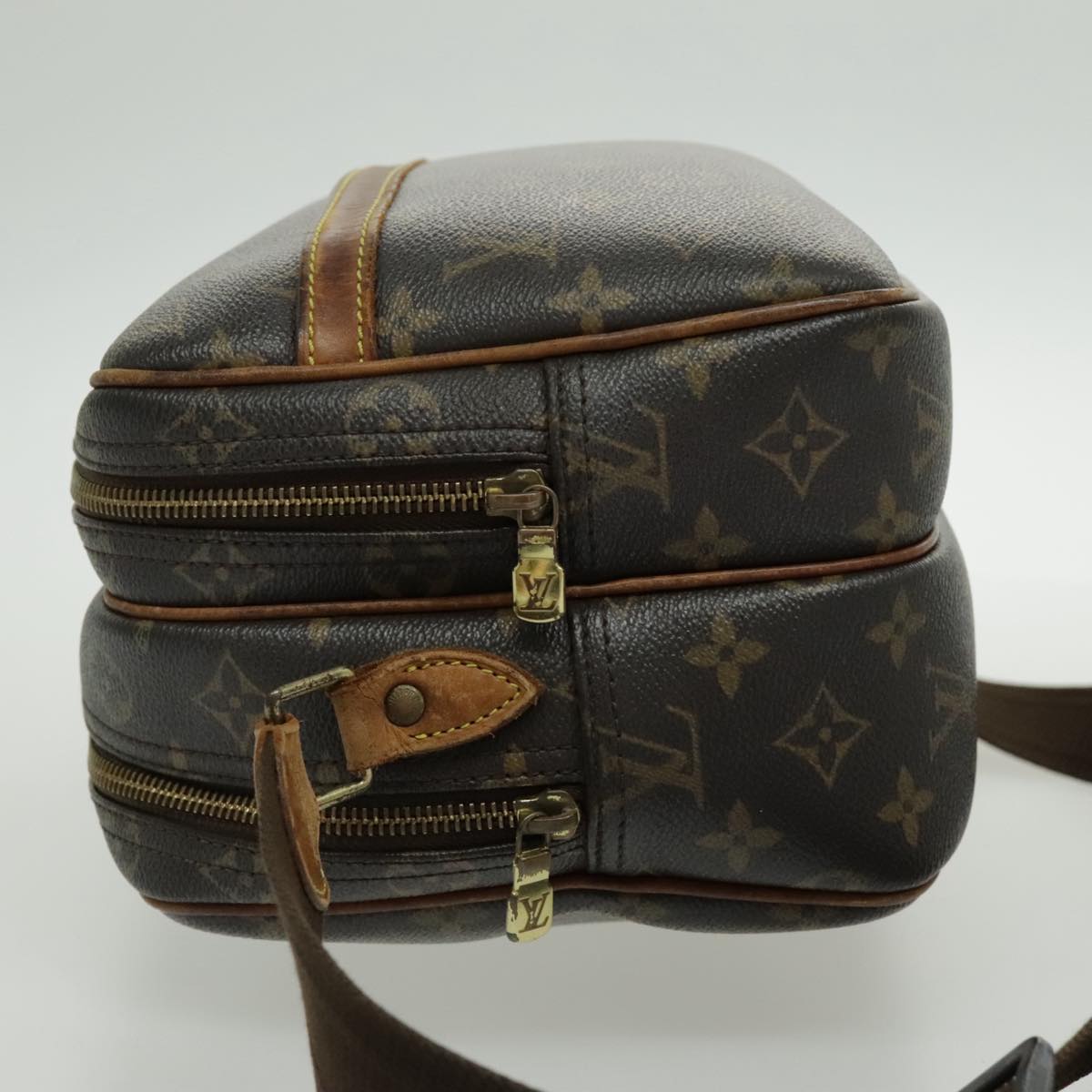 LOUIS VUITTON Monogram Reporter PM Shoulder Bag M45254 LV 95709
