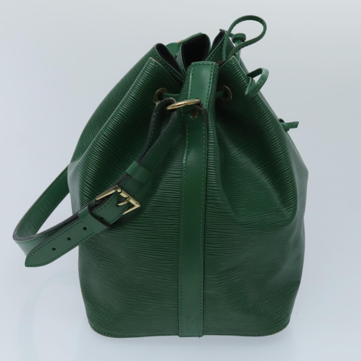 LOUIS VUITTON Epi Petit Noe Shoulder Bag Green M44102 LV 96263