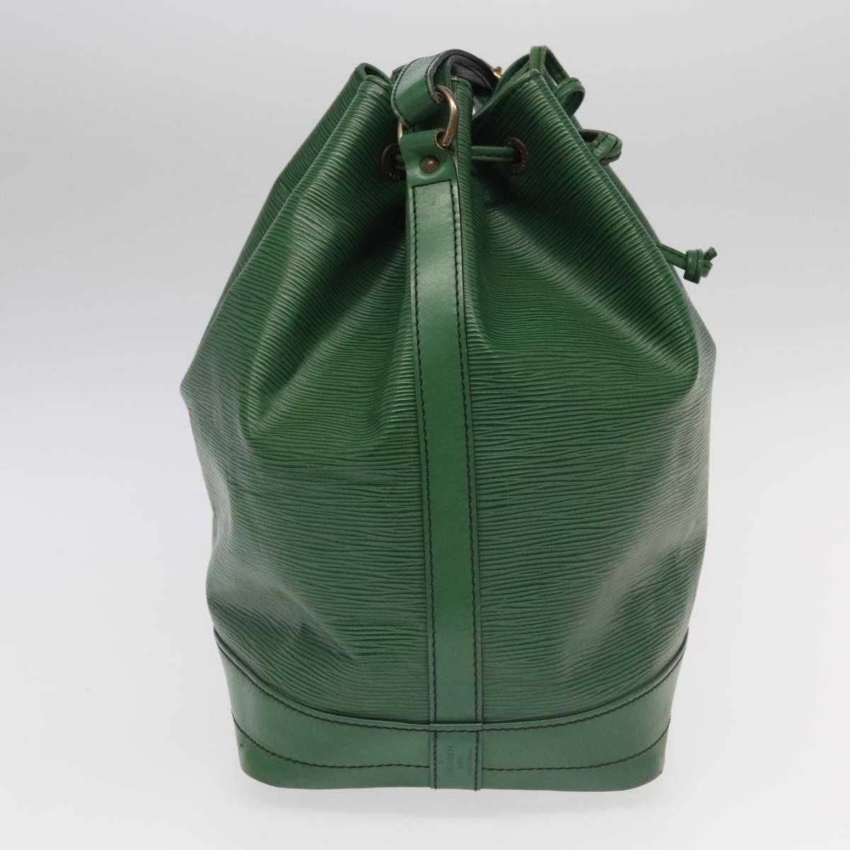 LOUIS VUITTON Epi Noe Shoulder Bag Green M44004 LV 96457