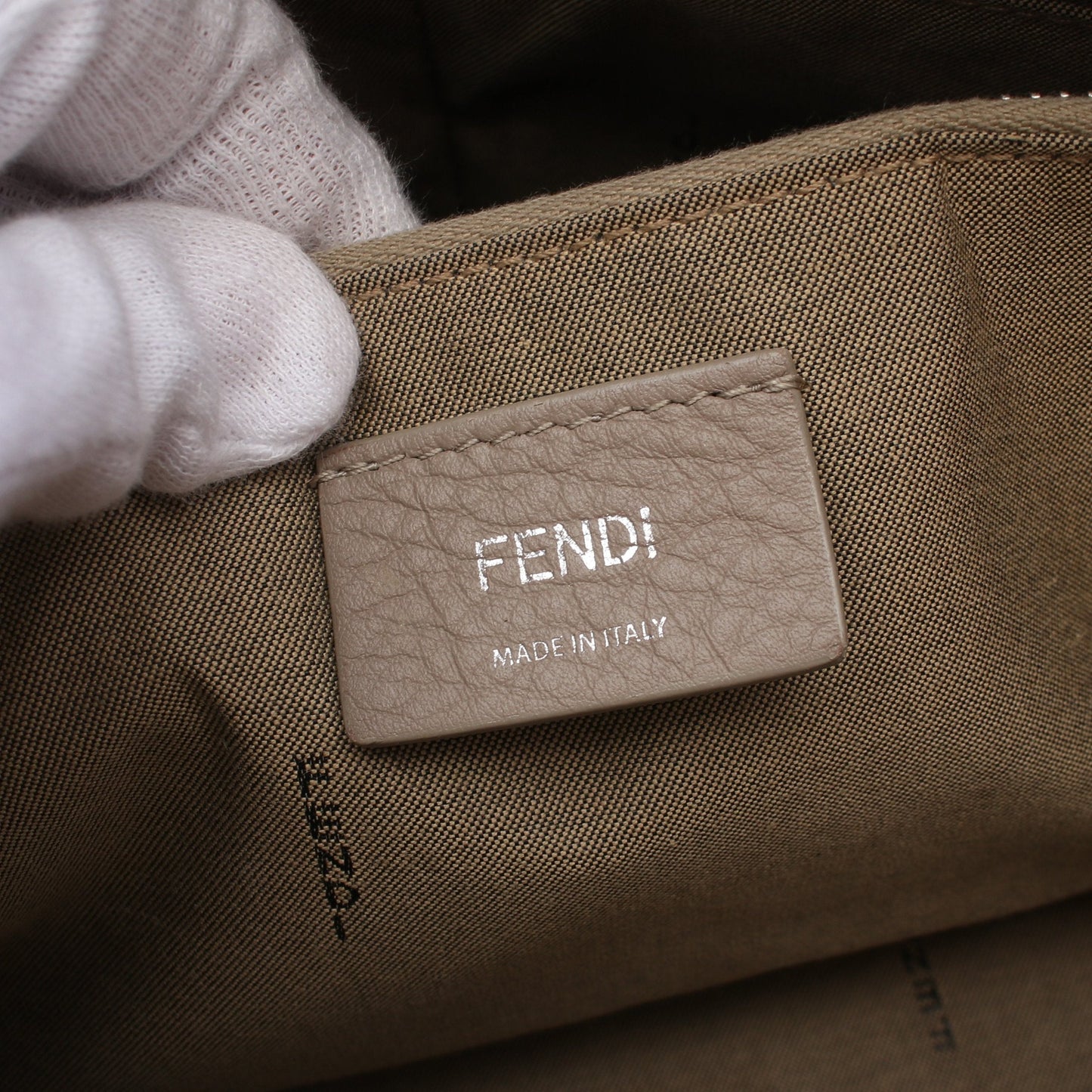 Luxury Fendi BY THE WAY MEDIUM By the way Medium Handbag Leather Gray beige 2WAY