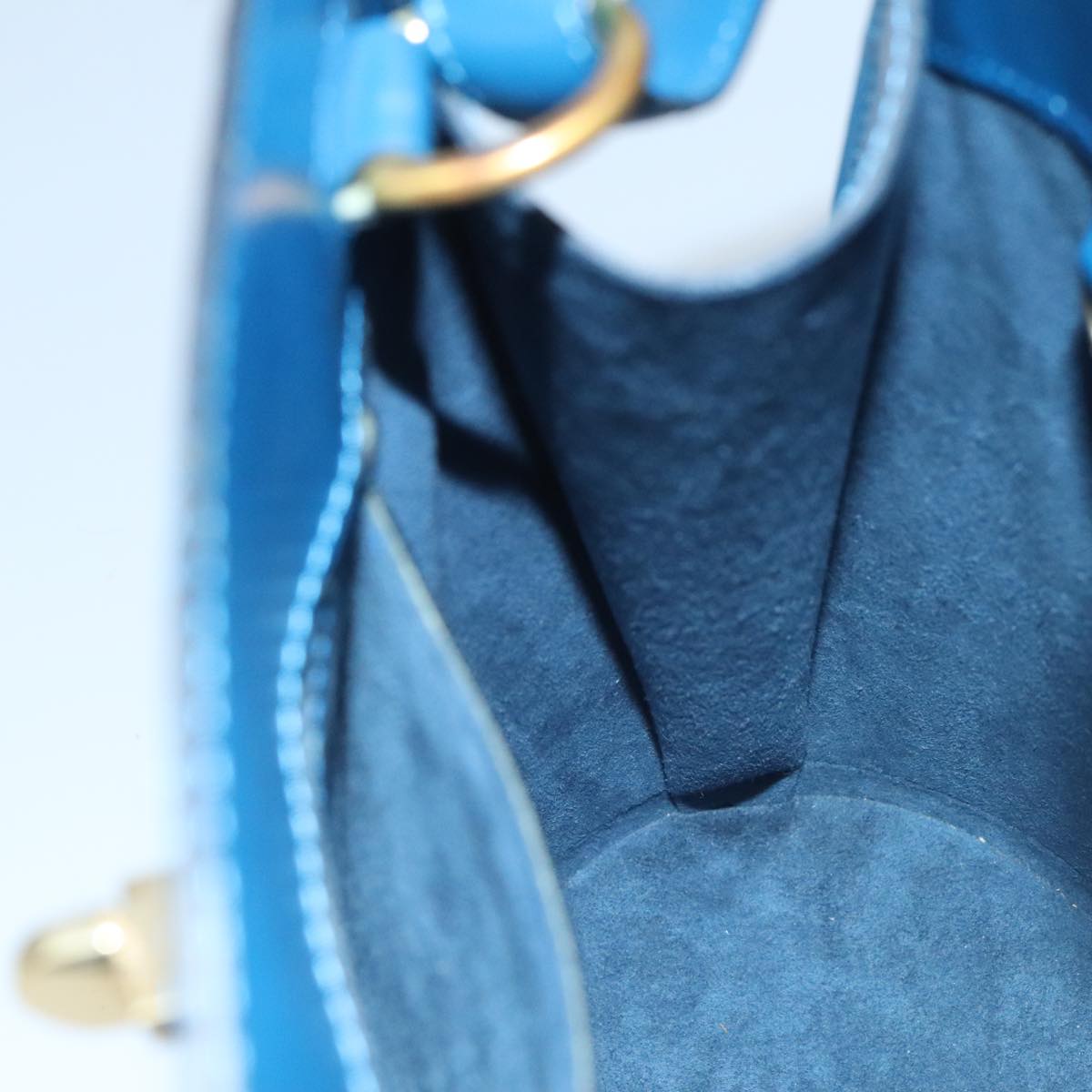 LOUIS VUITTON Epi Cluny Shoulder Bag Blue M52255 LV 97727