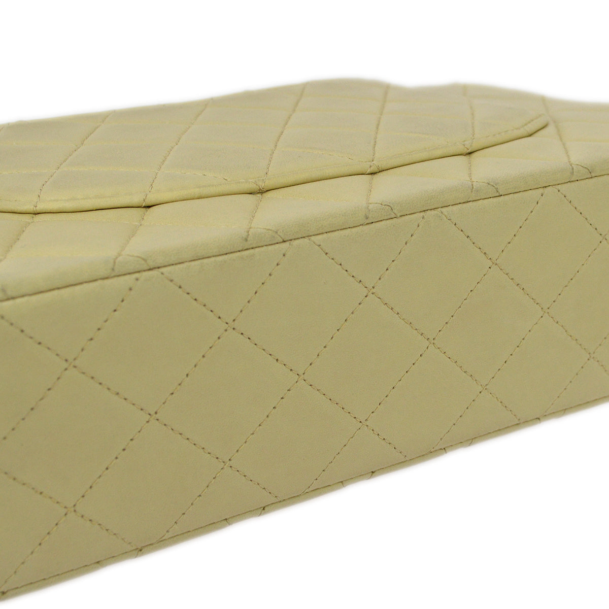 Chanel 1997-1999 Beige Lambskin Medium Classic Double Flap Bag