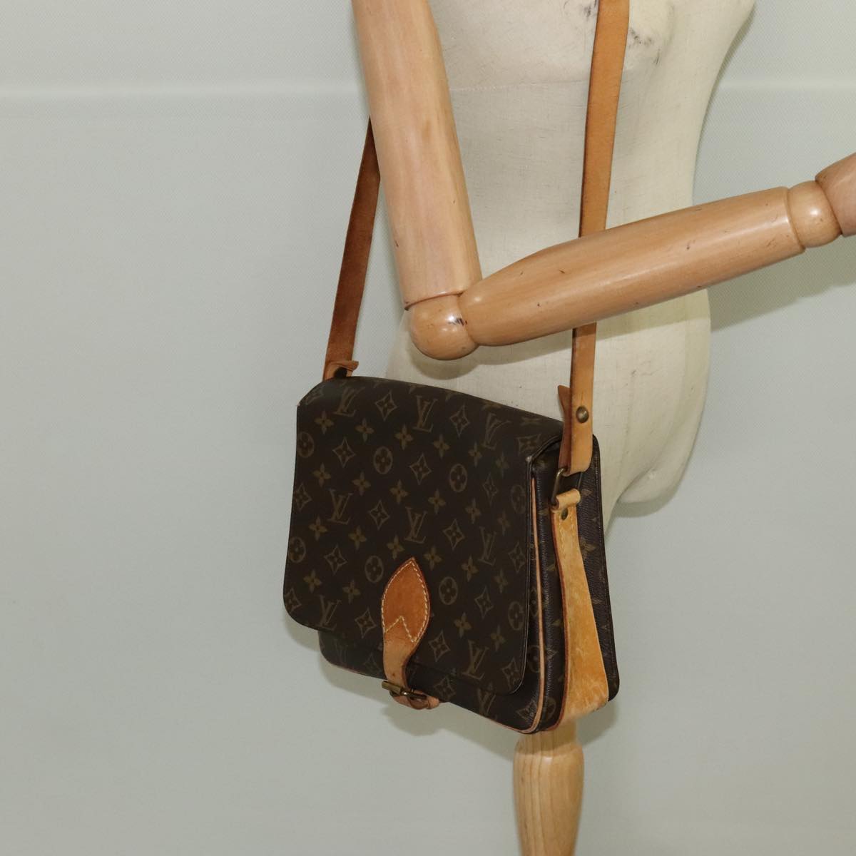 LOUIS VUITTON Monogram Cartouchiere GM Shoulder Bag M51252 LV 98011
