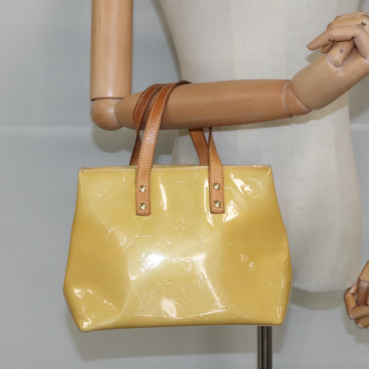 LOUIS VUITTON Monogram Vernis Reade PM Hand Bag Beige M91334 LV 98014