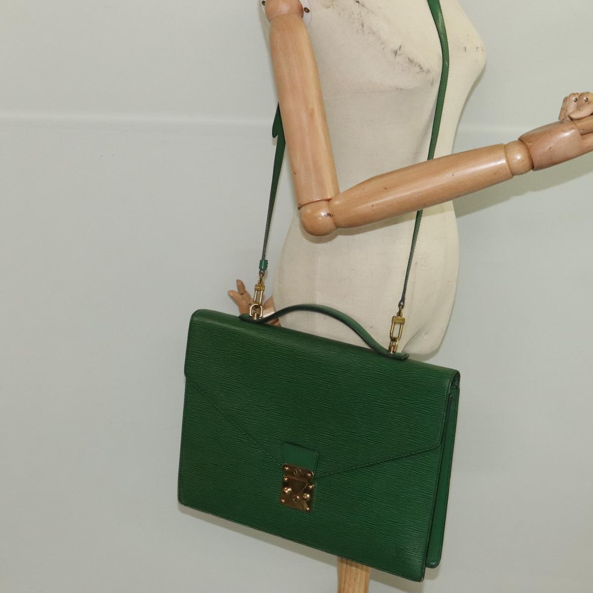 LOUIS VUITTON Epi Porte Documents Bandouliere Briefcase Green M54464 98045