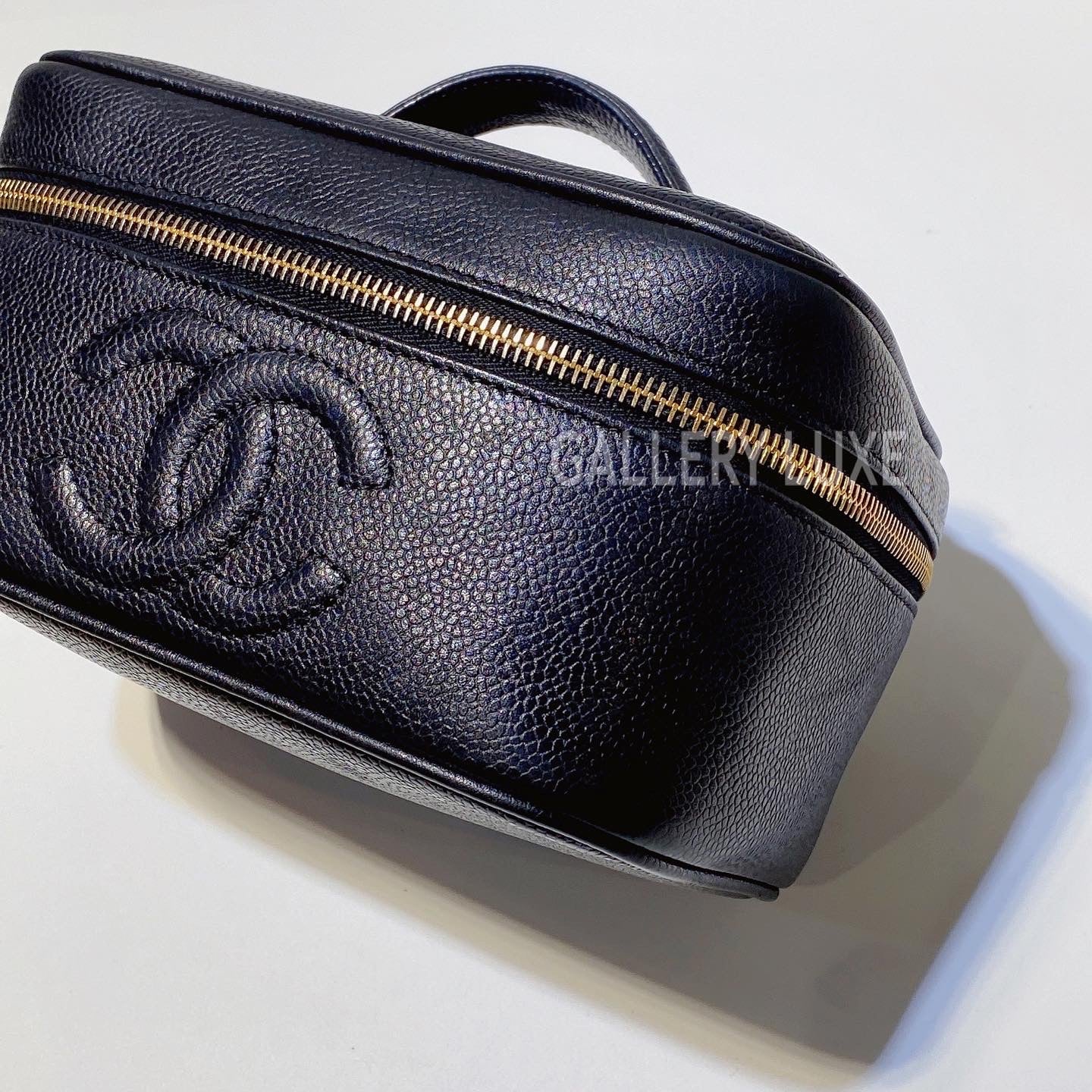 No.3301-Chanel Vintage Caviar Vanity Box