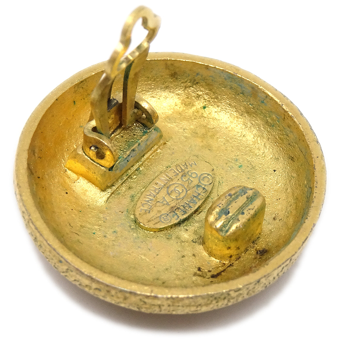 Luxury Chanel Button Earrings Gold Clip-On Large 95A