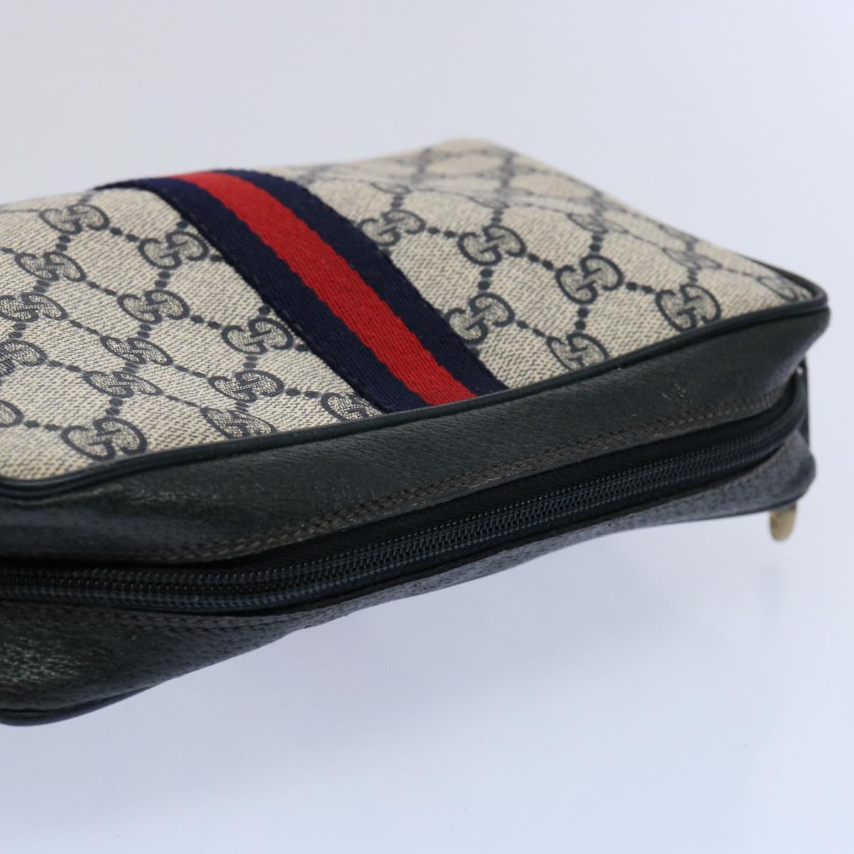 Gucci Sherry Canvas Clutch Bag ()