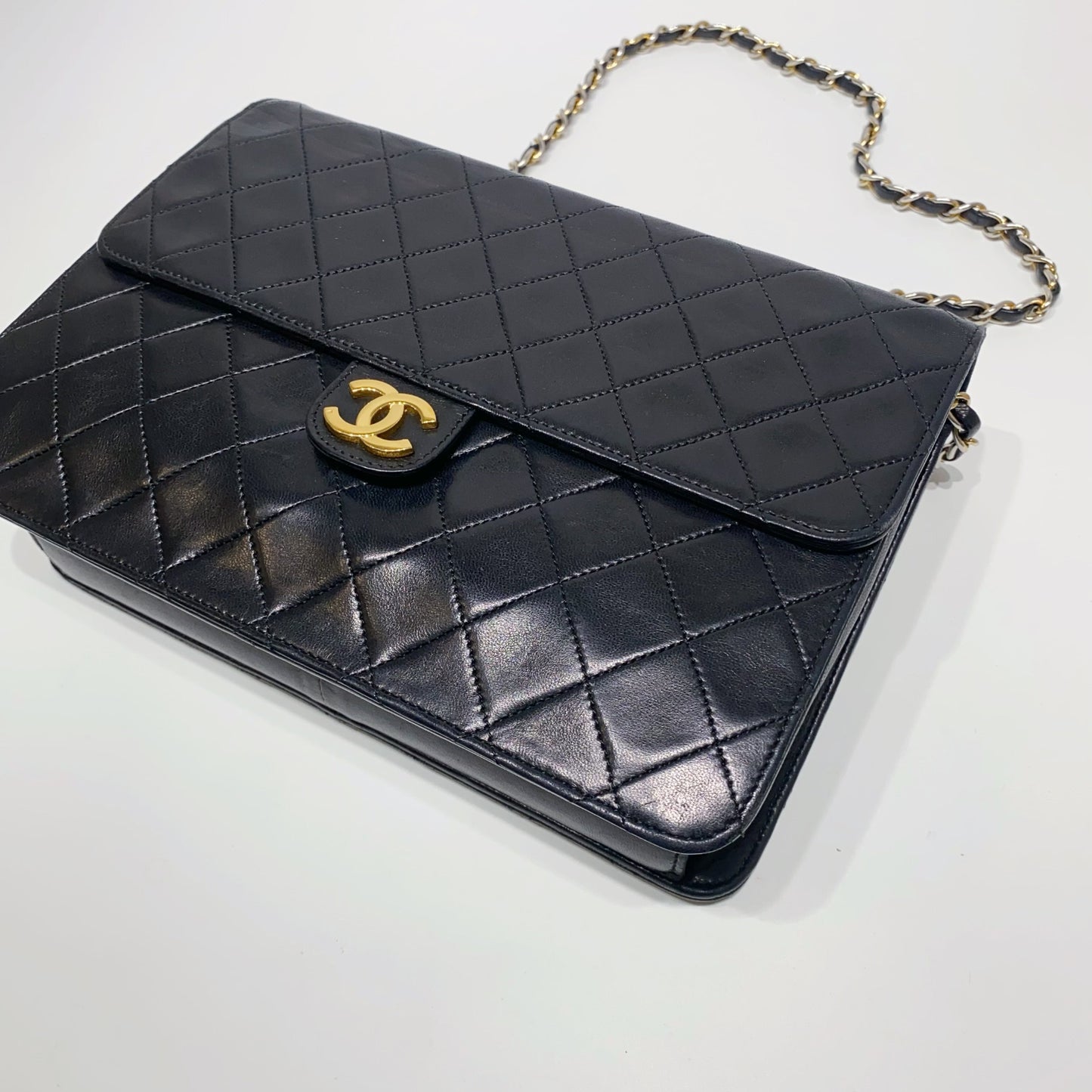 No.001603-Chanel Vintage Lambskin Flap Bag
