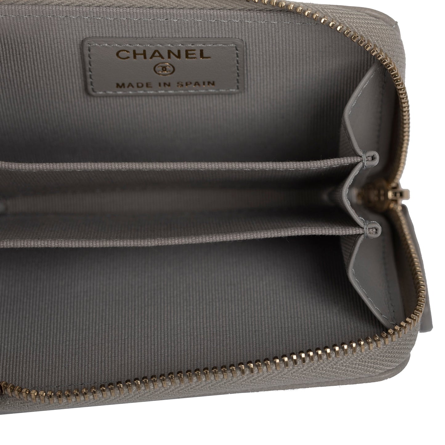 Chanel 2022 19 Zipped Coin Purse