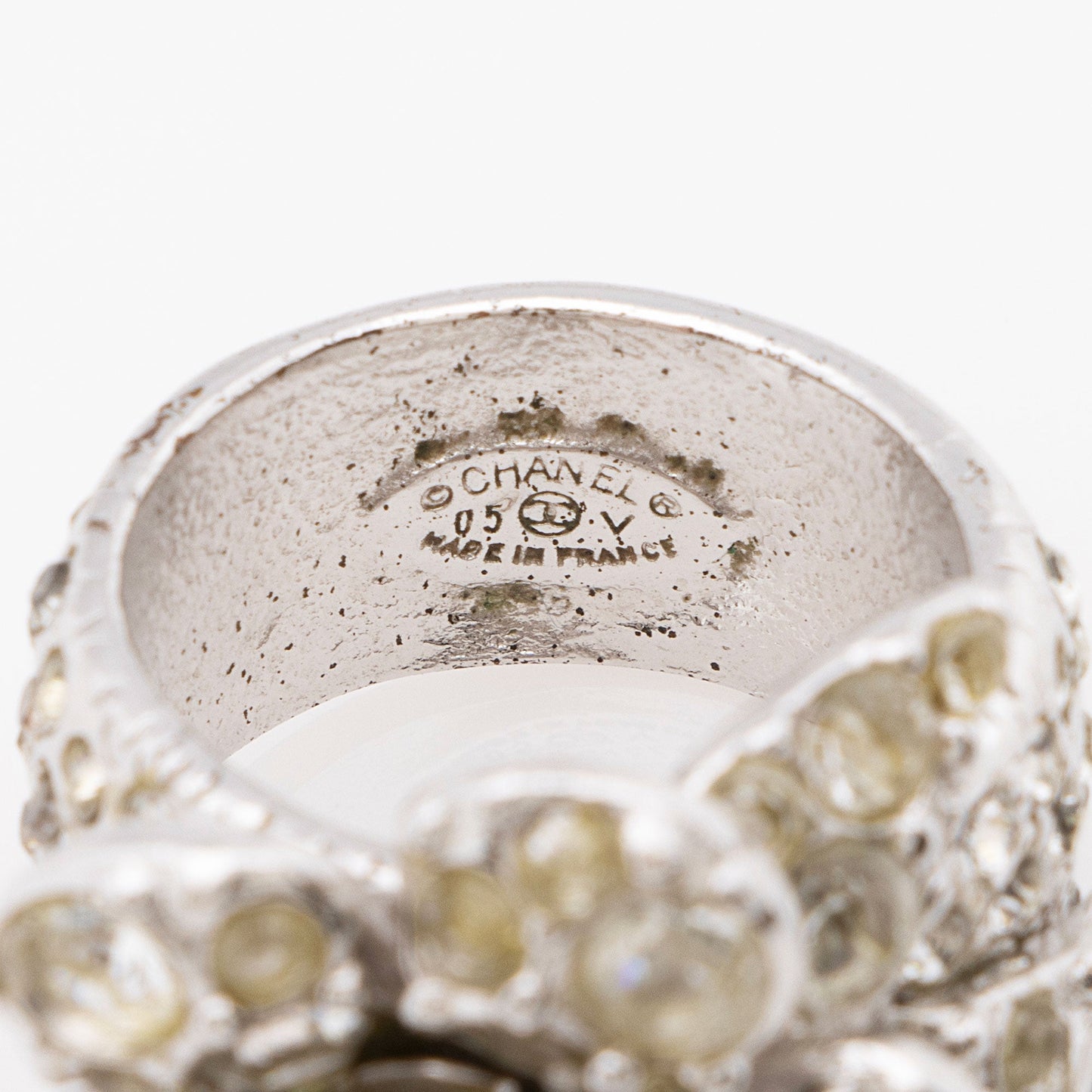 Chanel Swarovski Crystal CC Camellia Ring - Size 7 (SHF-0leEV6)