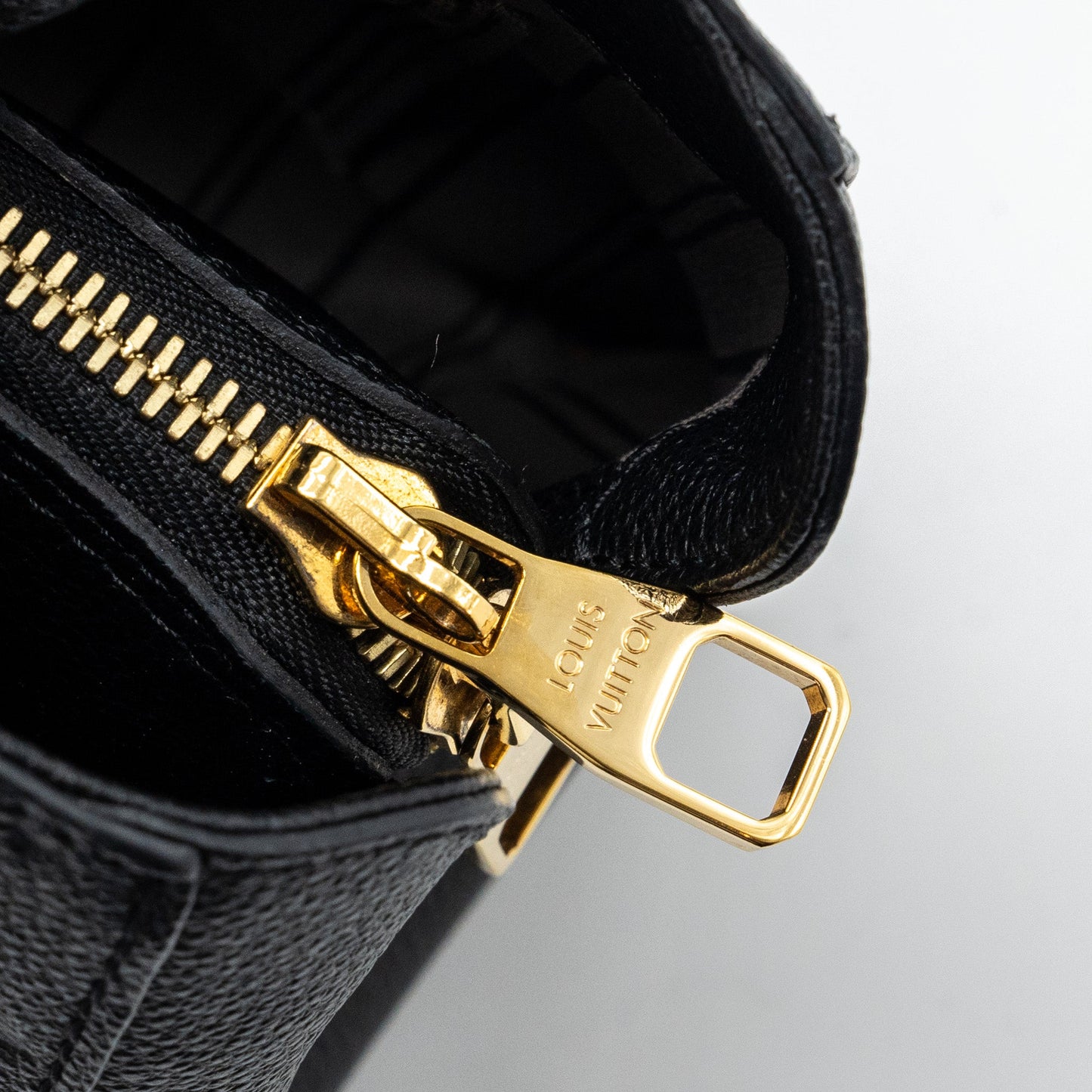 Louis Vuitton Montaigne BB monogram Empreinte Black GHW