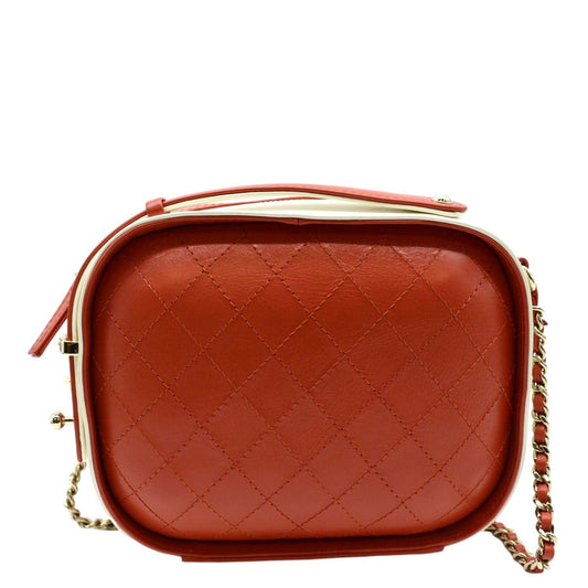 Luxury Chanel Crumpled Calfskin Leather Vanity Case Crossbody Bag Red