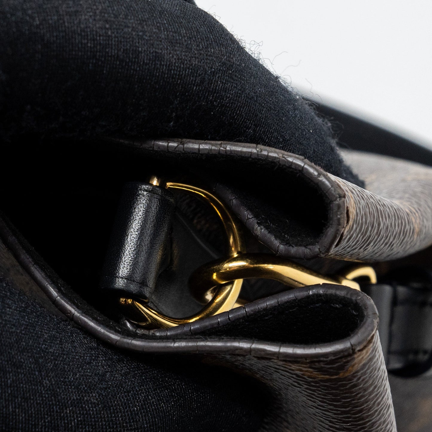 LOUIS VUITTON NEONOE MM MONOGRAM CANVAS Black GHW