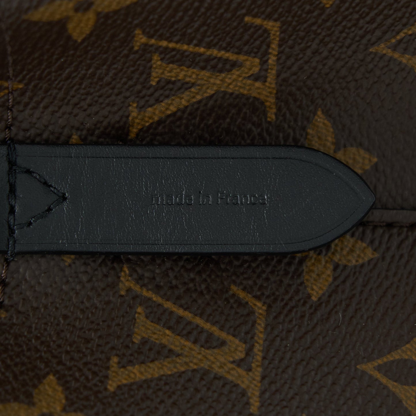 Louis Vuitton Neo Noe Monogram Canvas GHW
