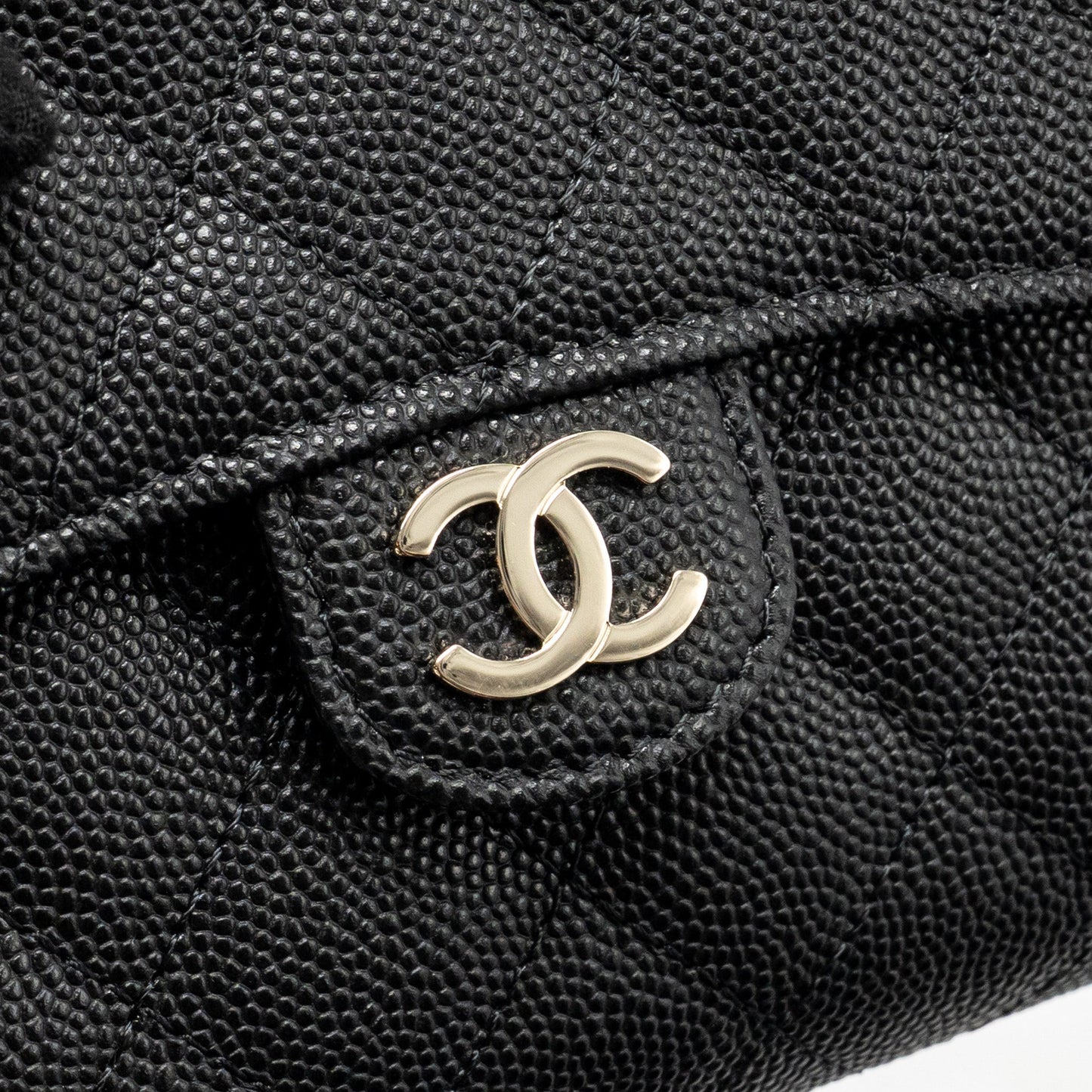 Chanel 23p mini clutch with chain caviar Black LGHW (microchip)