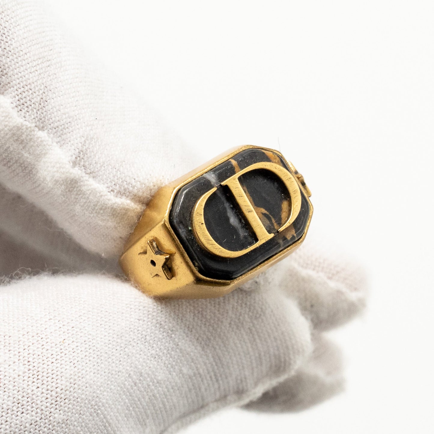 Luxury Dior Size M CD and Star Ring Gold Tone