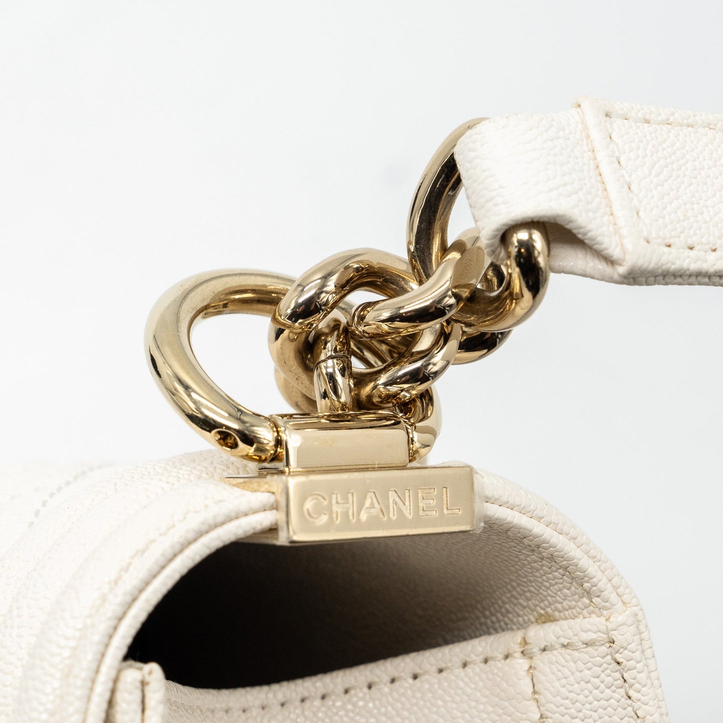 CHANEL MEDIUM LE BOY CAVIAR WHITE LGHW