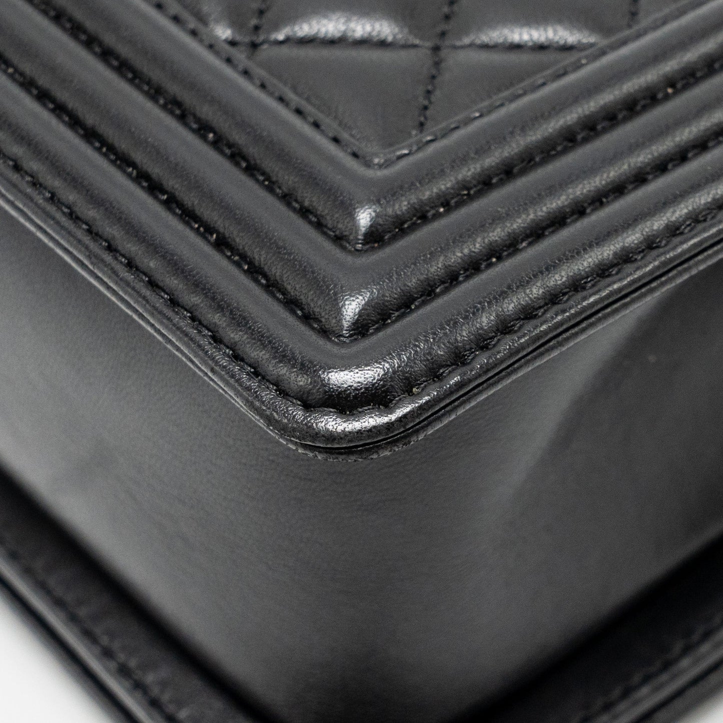 Chanel Medium Boy Bag Lambskin Black Ruthenium SHW