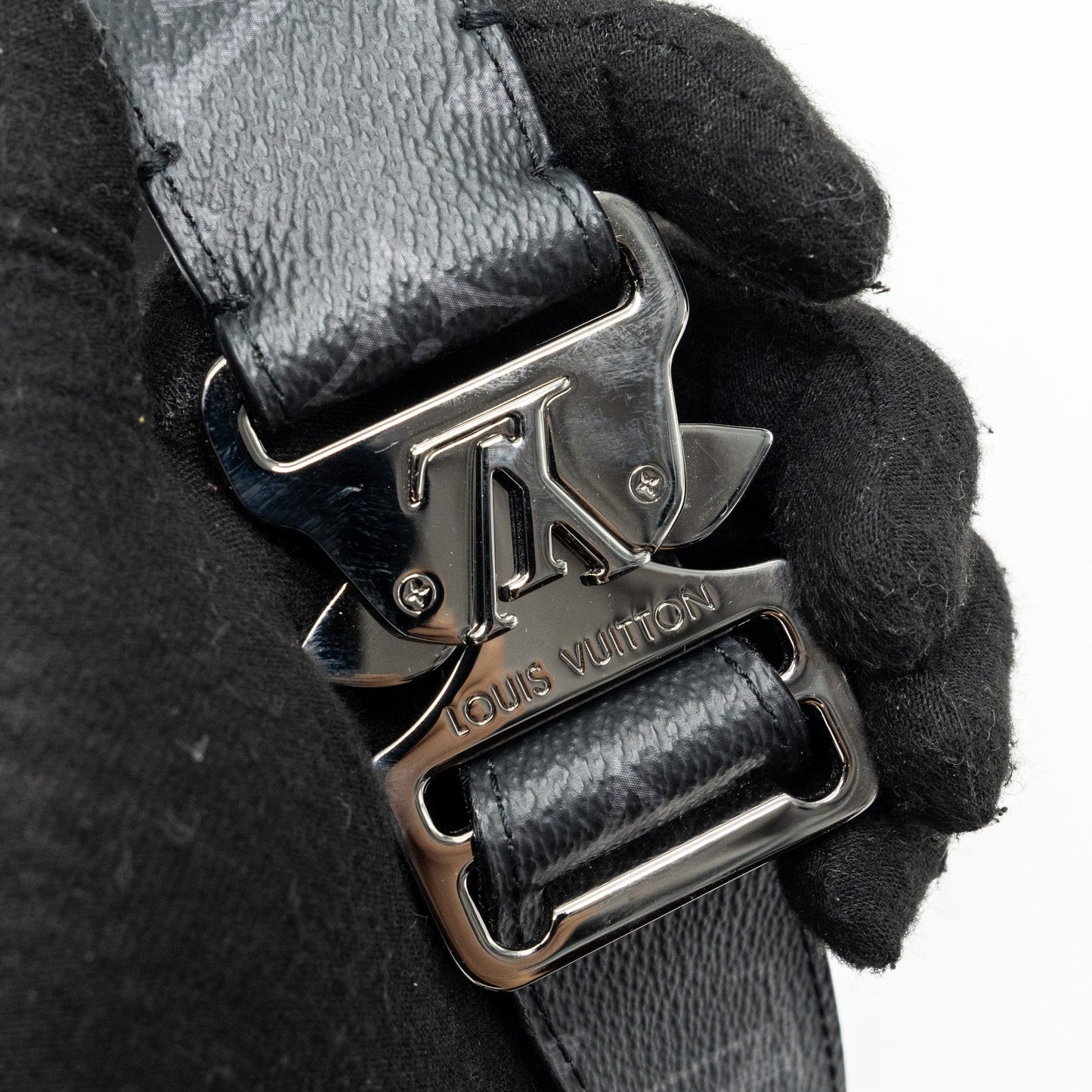 Louis Vuitton Size 90 Utility 35mm Belt Bag Monogram Eclipse Canvas SHW