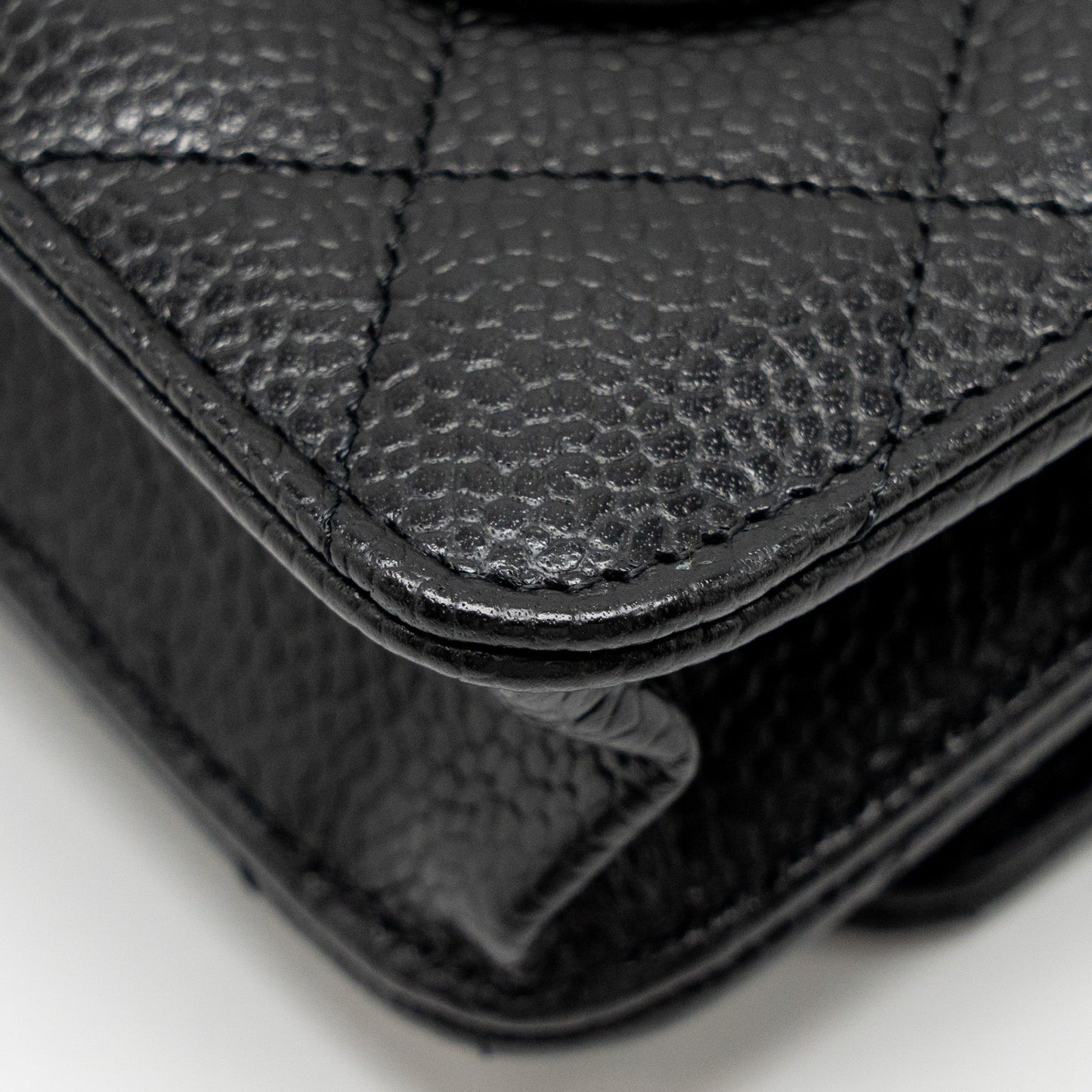 Chanel Classic Wallet on chain caviar black GHW (microchip)