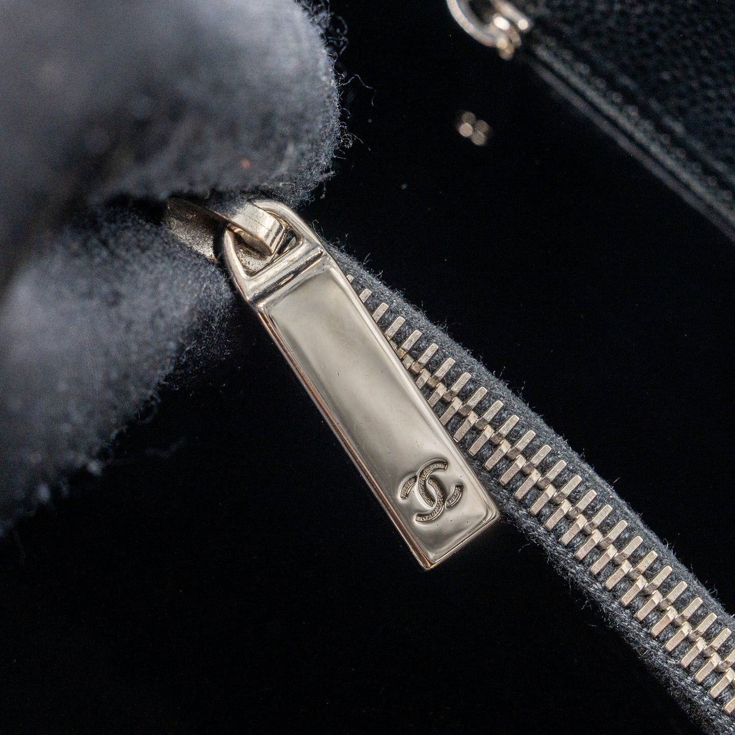 Chanel grand shopping tote bag caviar black SHW