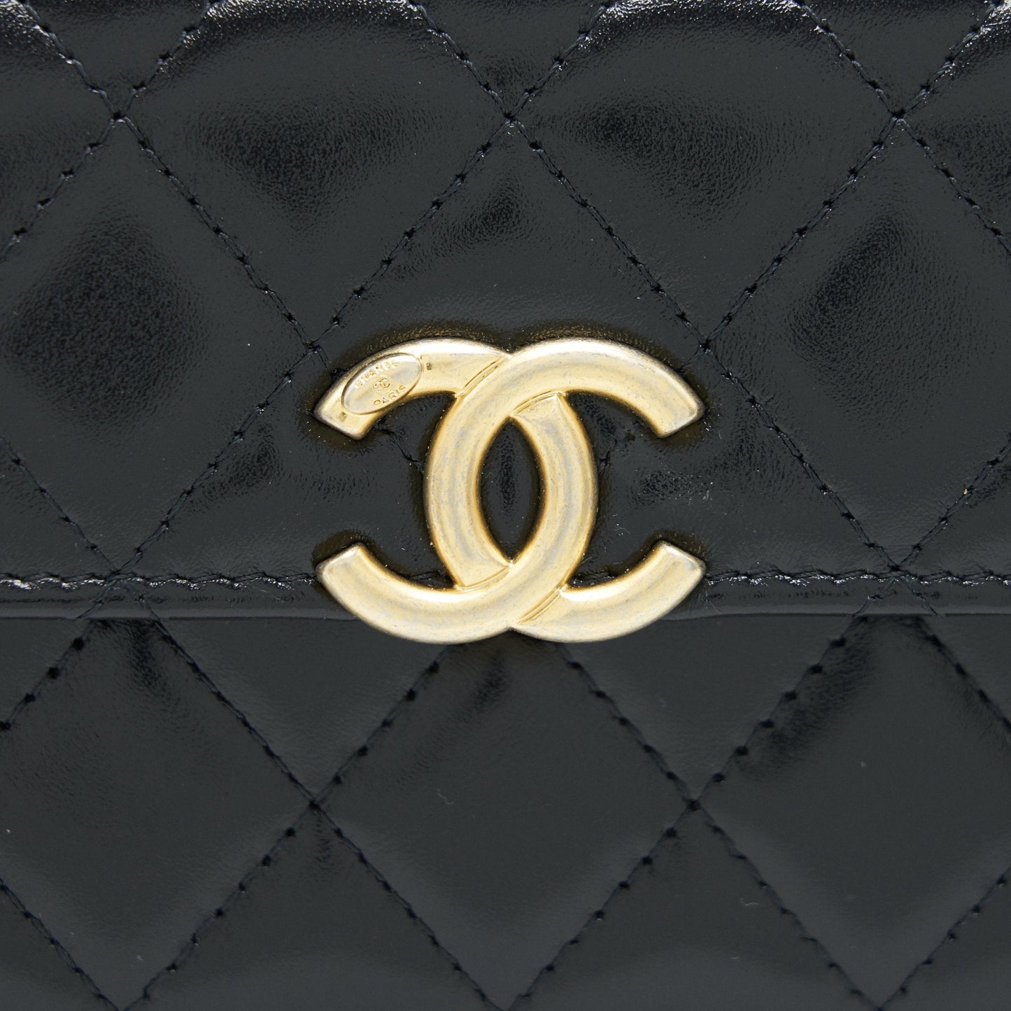 Chanel 21A Flap Coin Purse with Chain Black with GHW calfskin