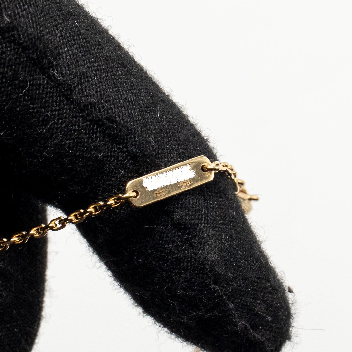Van Cleef & Arpels Vintage Alhambra Pendant Yellow Gold