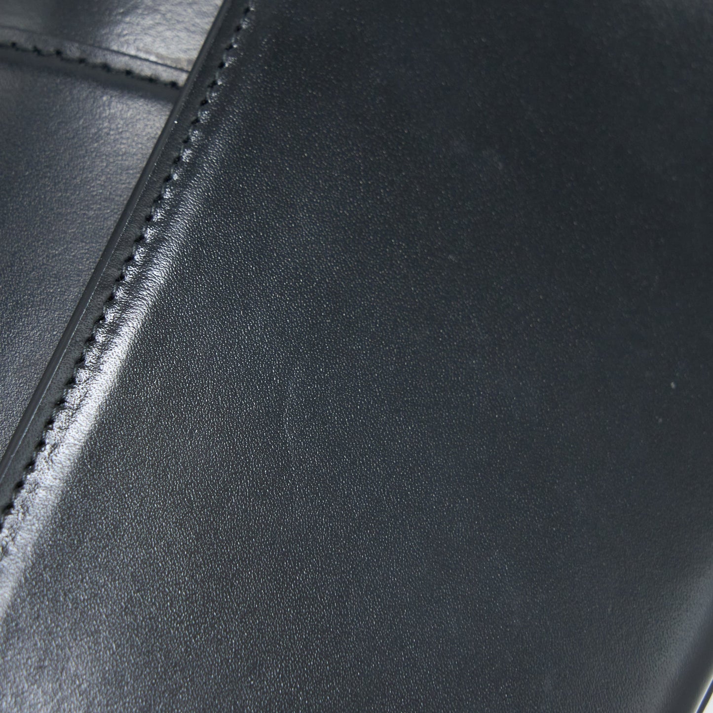 Balenciaga Hourglass Small Handbag Box Calfskin Black GHW