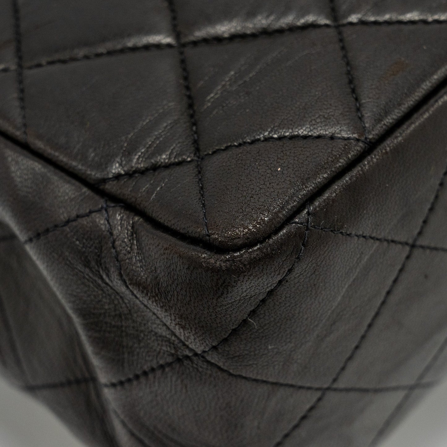Chanel Vintage Jumbo Classic Double Flap Bag Lambskin Black GHW