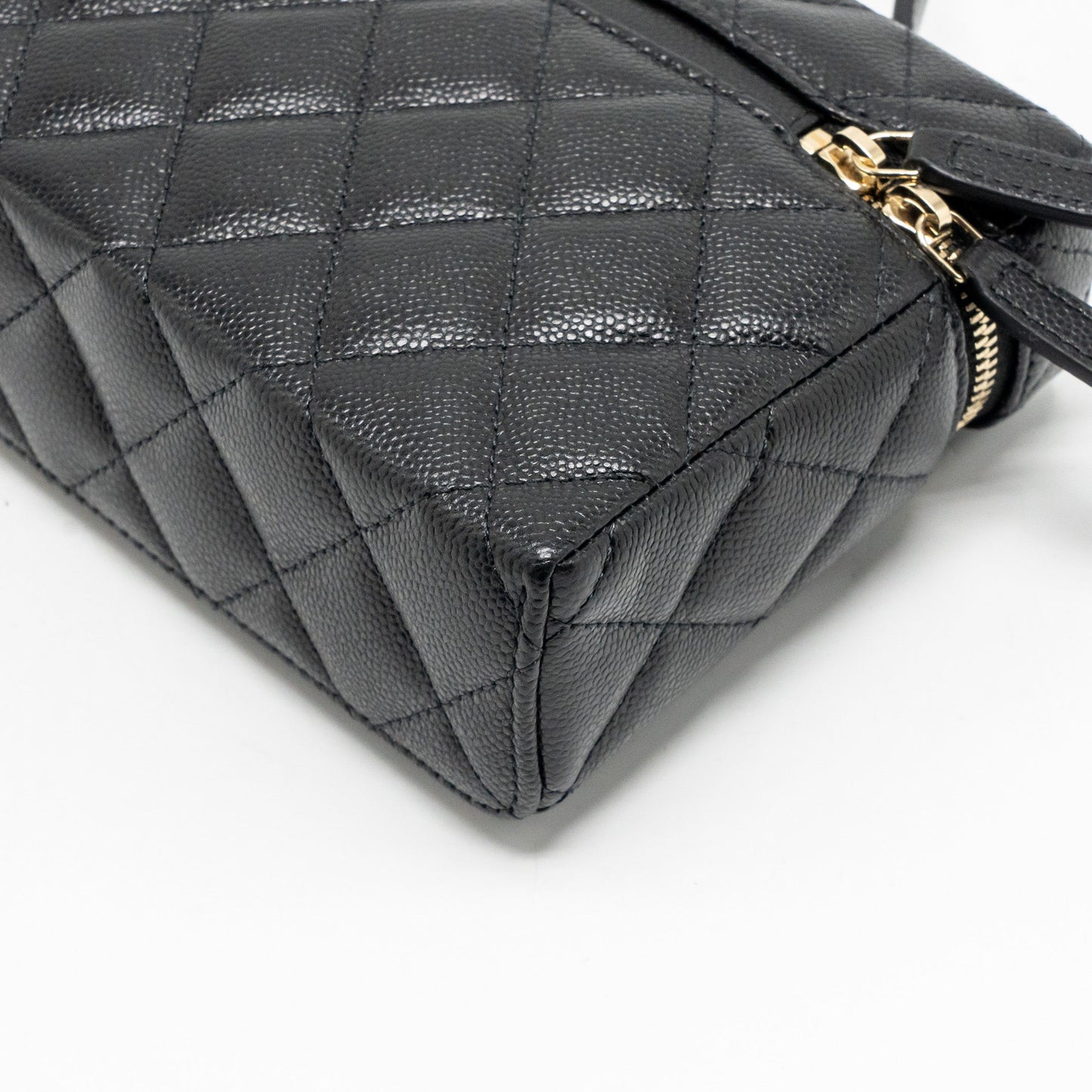 Chanel 25p CC Top Handle Vanity with Chain Caviar Black LGHW (microchip)