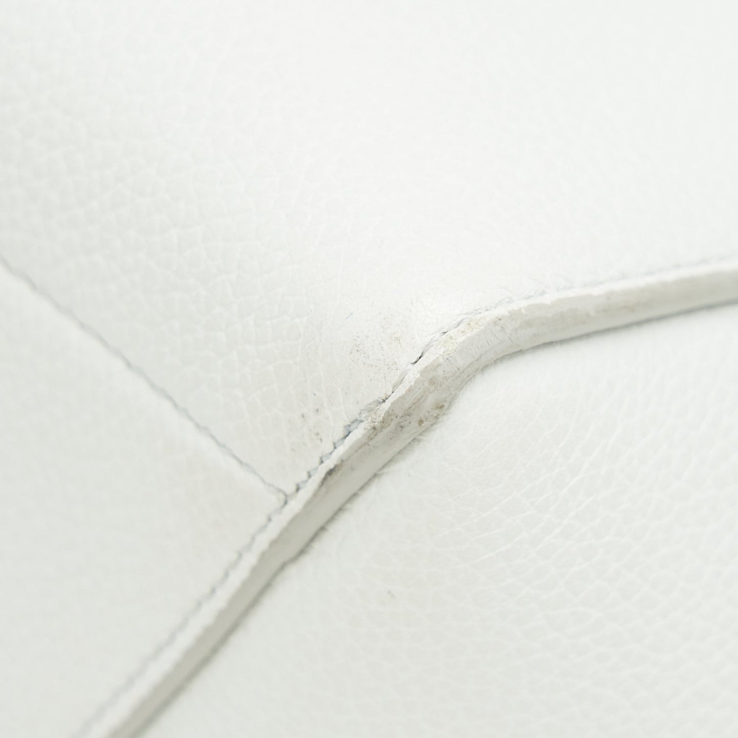 CELINE SANGLE BUCKET BAG IN WHITE