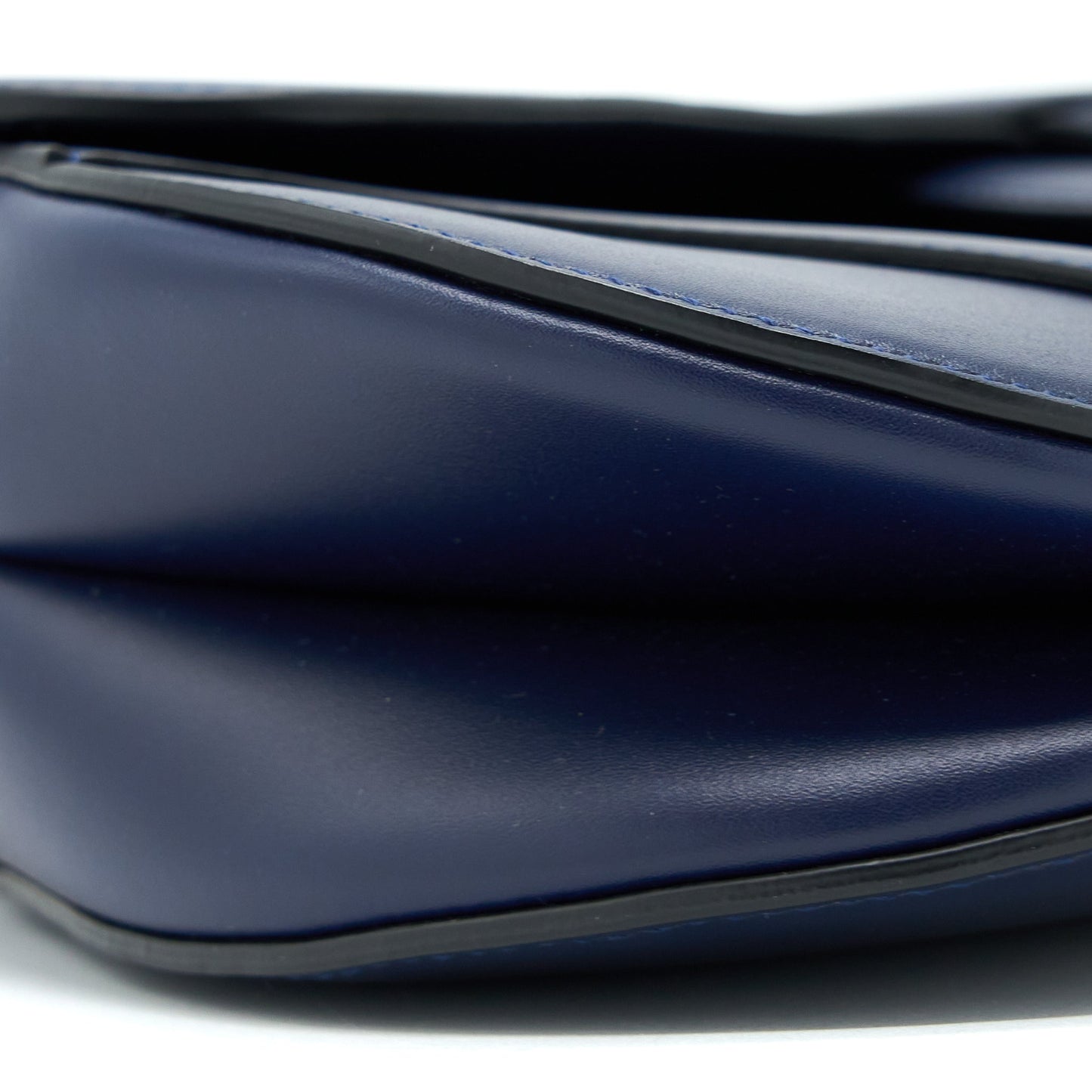 Luxury Dior Medium Saddle Bag Smooth Calfskin Navy GHW