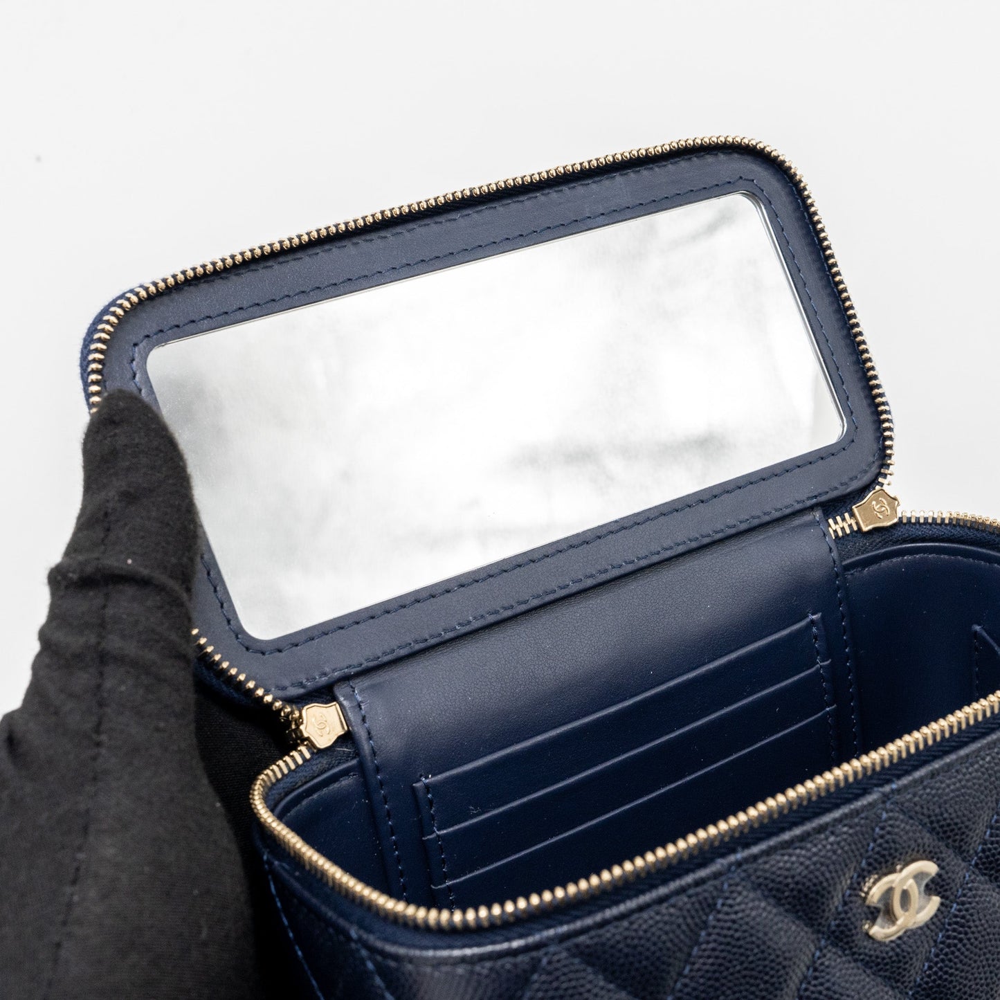 Chanel 23c long vanity case caviar navy LGHW (microchip)