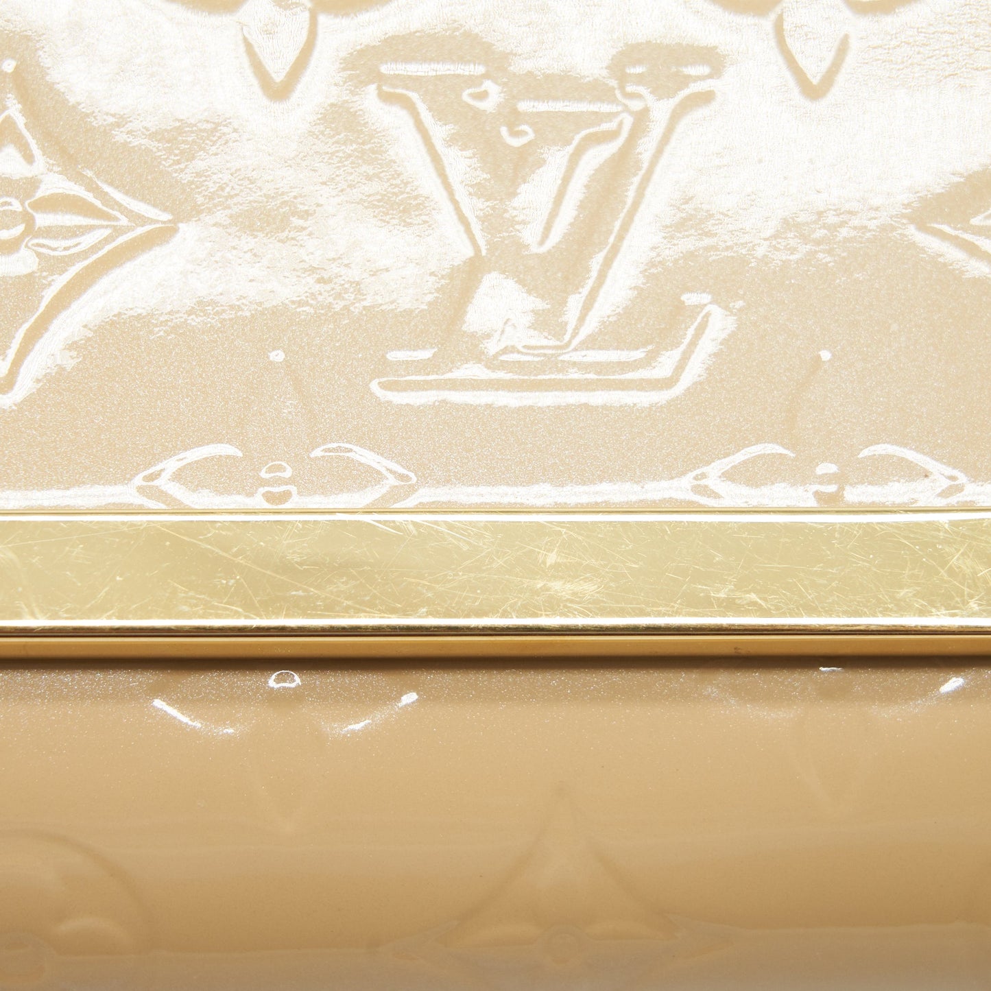 Louis Vuitton Vernis Ana Clutch Patent Leather Beige GHW