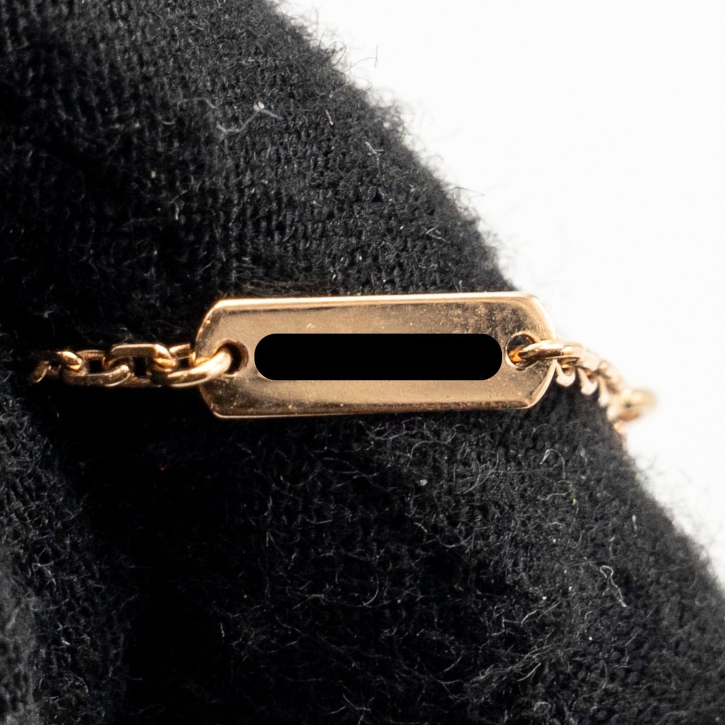 Van Cleef and Arpels Vintage Alhambra pendant 18k rose gold, grey mother of pearl