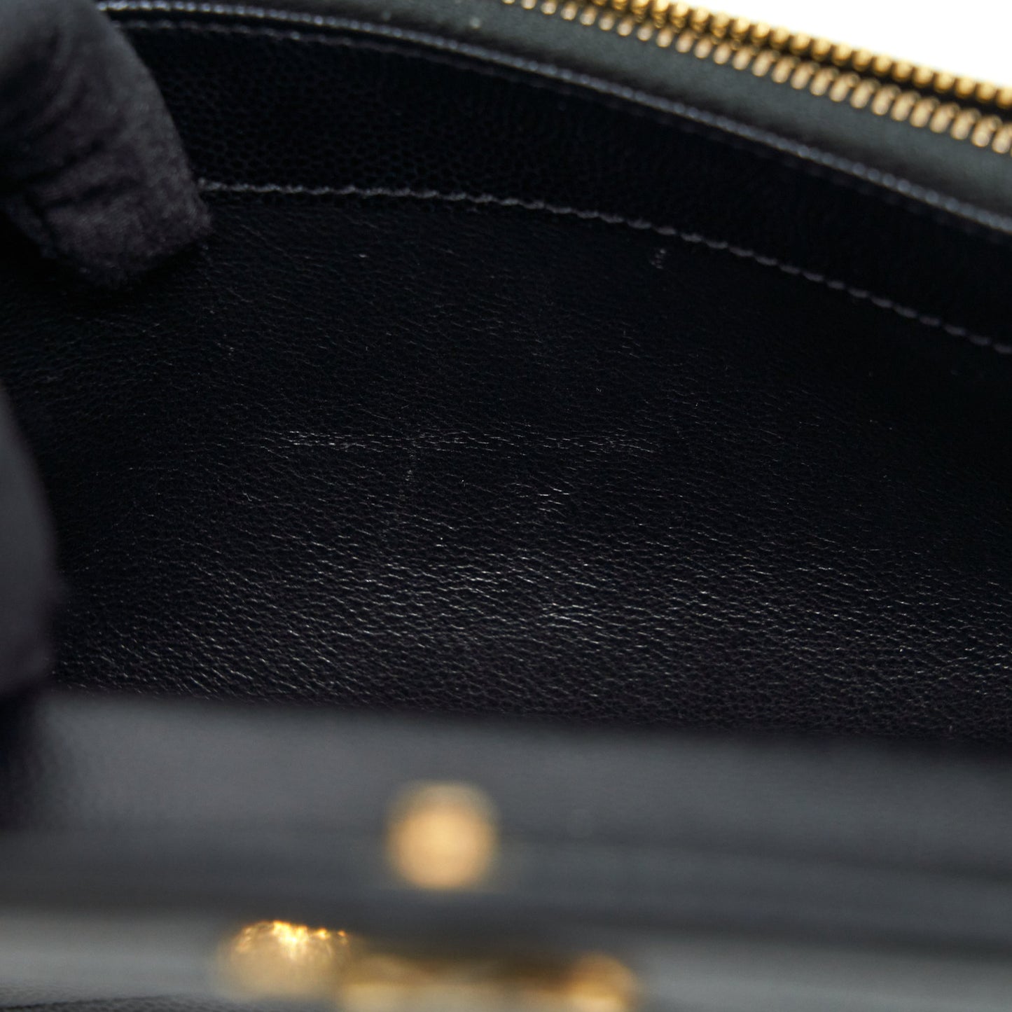 Saint Laurent/YSL Envelop Chain Wallet Caviar Black GHW
