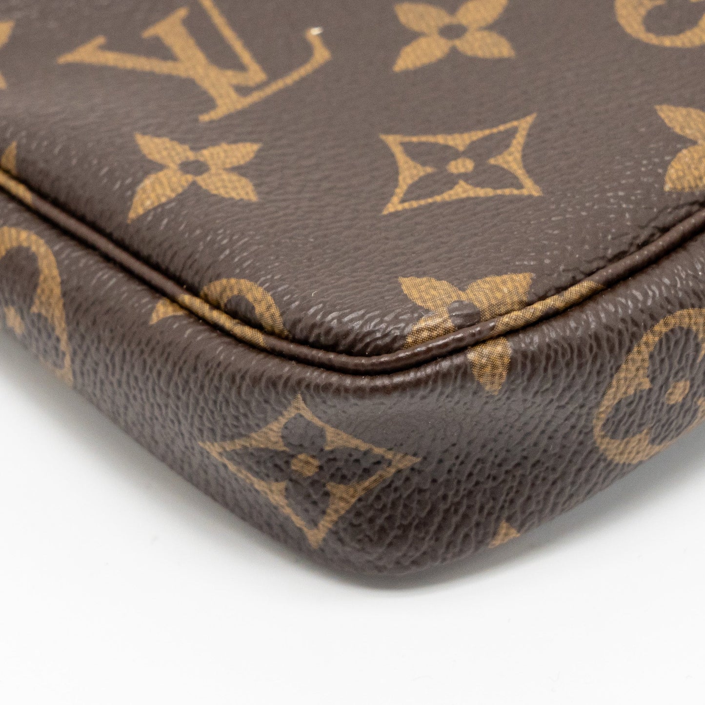 Louis Vuitton mini pochette accessories Vivienne holiday limited monogram canvas GHW