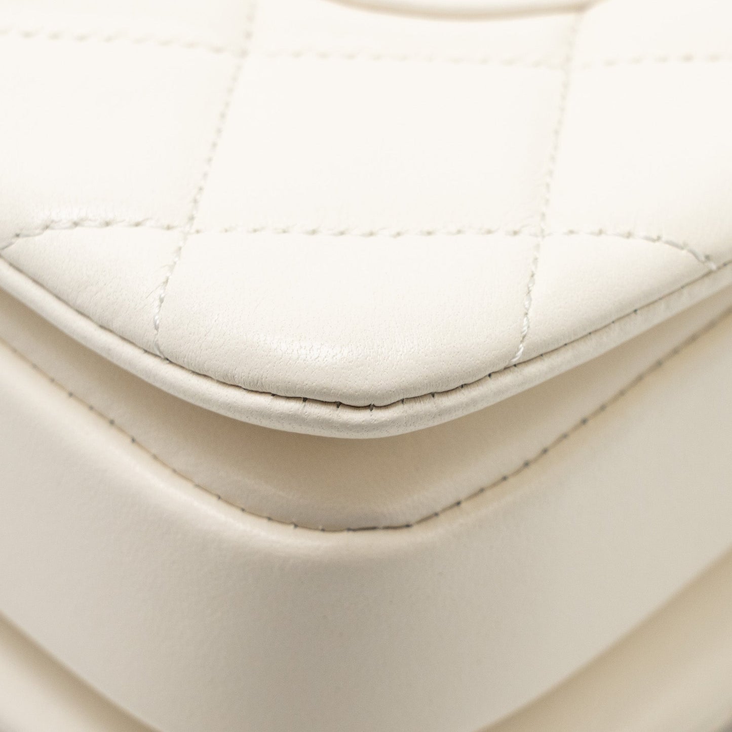 Chanel Top Handle Trendy CC Flap Bag Lambskin White RGHW (microchip)