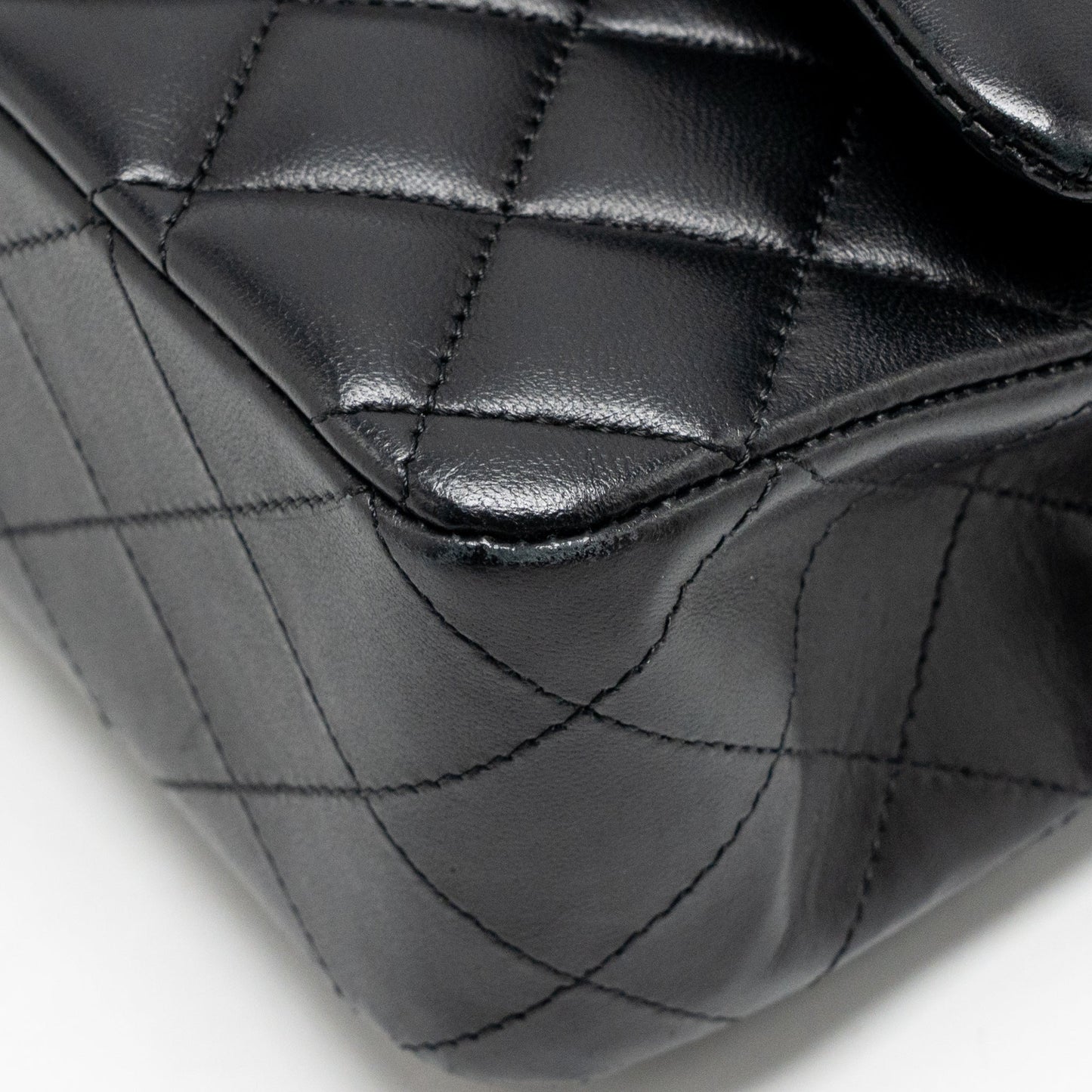 Chanel Medium Classic Double Flap Bag lambskin Black SHW