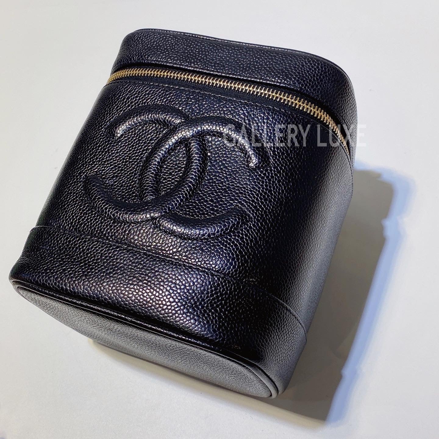 No.3302-Chanel Vintage Caviar Vanity Case