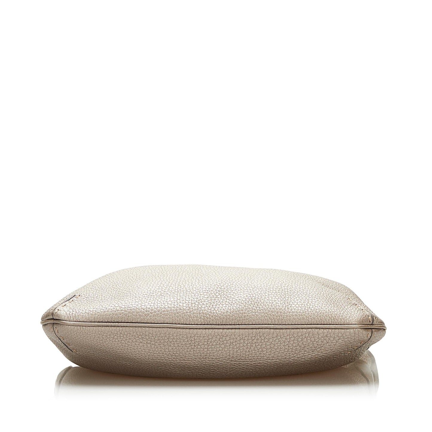 Luxury FendiLeather Crossbody Bag (SHG-35431)
