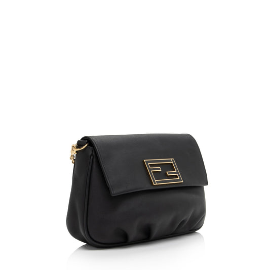 Luxury FendiLeather Fendista Crossbody Bag (SHF-Eg2miO)