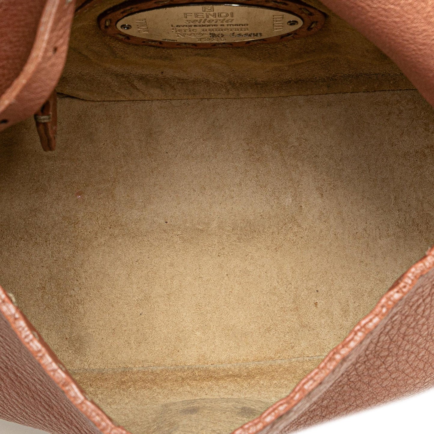 Luxury FendiLeather Selleria Baguette (SHG-3eu3E8)