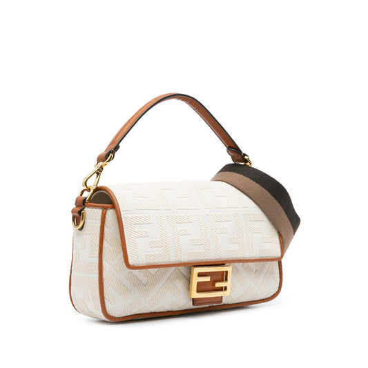 Luxury FendiMedium Embroidered Canvas Baguette (SHG-fN5sXf)